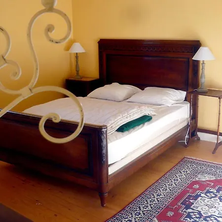 - Maison De Marie *